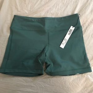IAB 5” no slip shorts - green